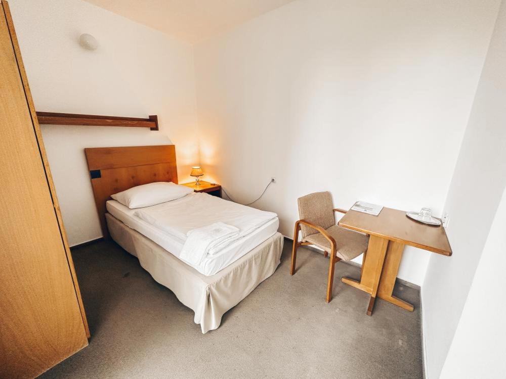 Hotel Medlov 노베 메스토 나 모라베 외부 사진